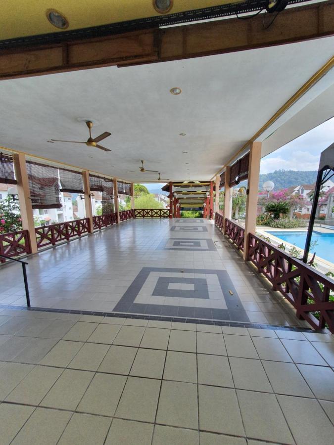 Selesa Hillhomes Golf Resort - P4L1U Bentong Esterno foto